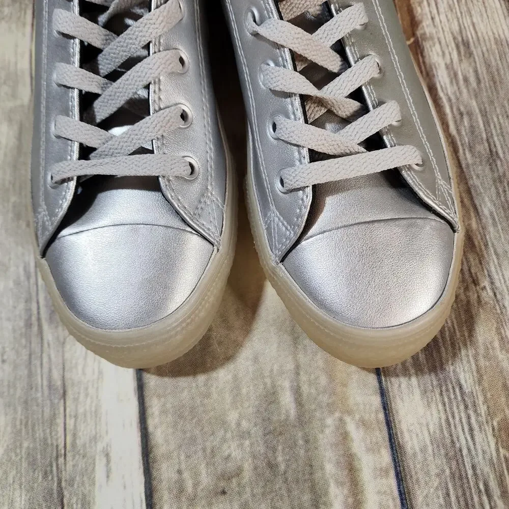 Converse Chuck Taylor All star low top metallic silver shoes youth 5.5 woman 7.5
